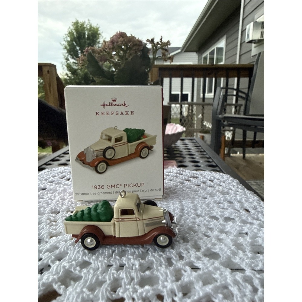 HALLMARK 2013 ALL AMERICAN TRUCKS 1936 GMC PICKUP SERIES ORNAMENT - Picture 2 of 7